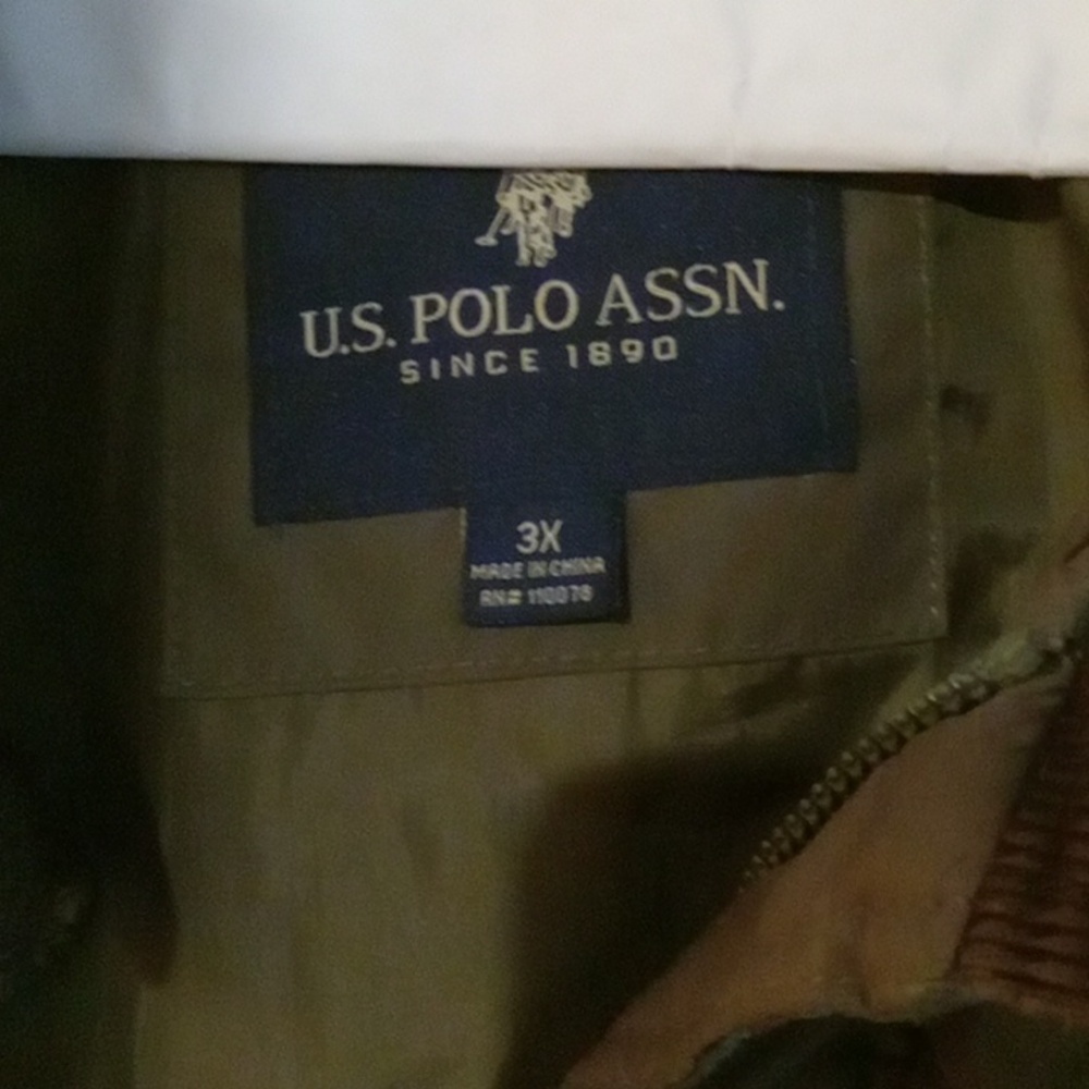 Coat - Picture 2 of 4
